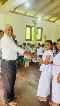 2026 වර්ෂයේ පරිසර දිනයට සමගාමීව අක්මීමන කොටිඨාශයේ පාසල් හා දහම්පාසල්  දරු දැරියන්ගේ සහභාගිත්වයෙන්  පරිසර දින වැඩසටහන්  2026.06.05 , 07, හා 08 දිනයන්හිදී   පැවැත්විණි